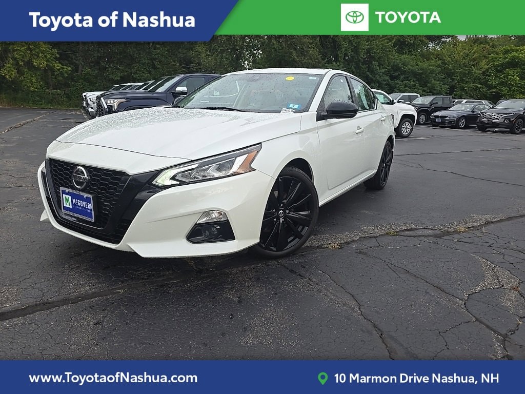 2022 Nissan Altima SR