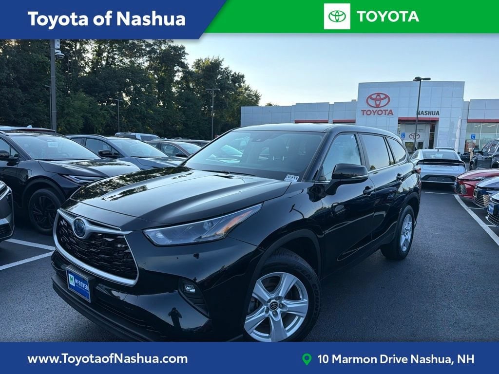 Used 2023 Toyota Highlander Hybrid LE Sport Utility