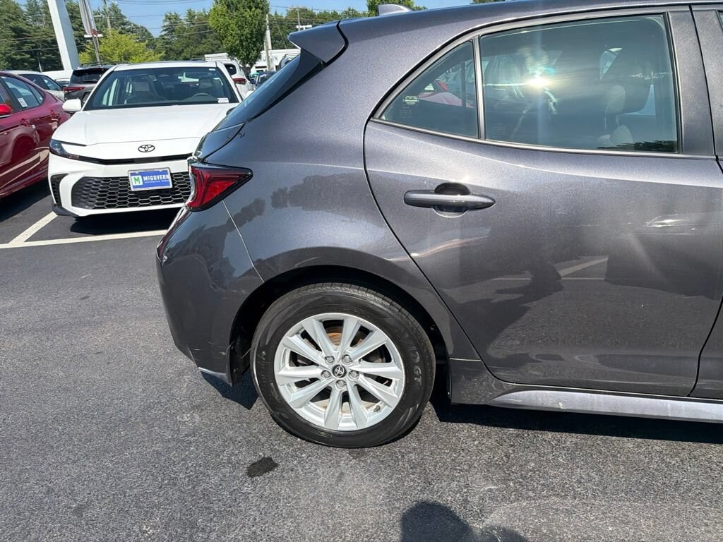 Used 2023 Toyota Corolla Hatchback SE Hatchback