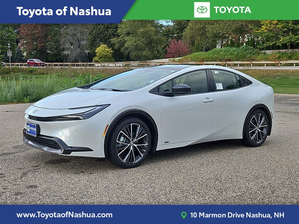 2026 Toyota Prius XLE's photo