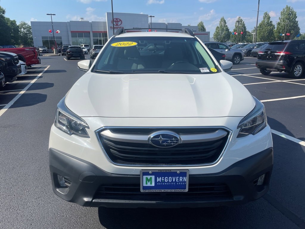 2022 Subaru Outback Premium photo 2