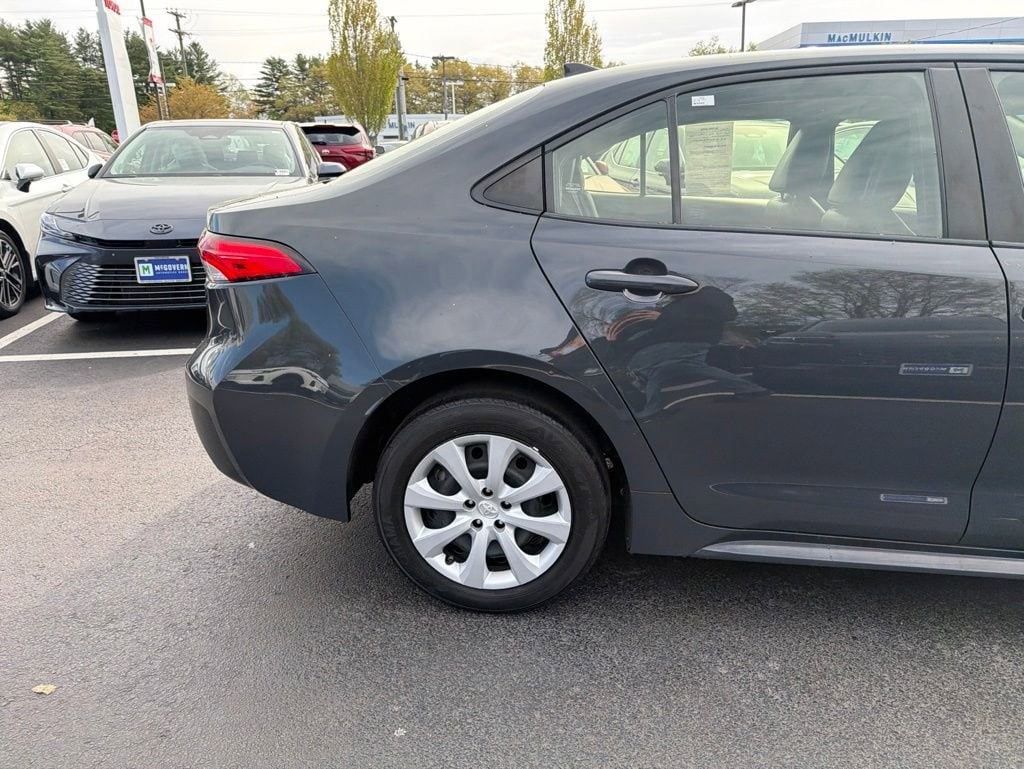 Used 2023 Toyota Corolla LE Sedan