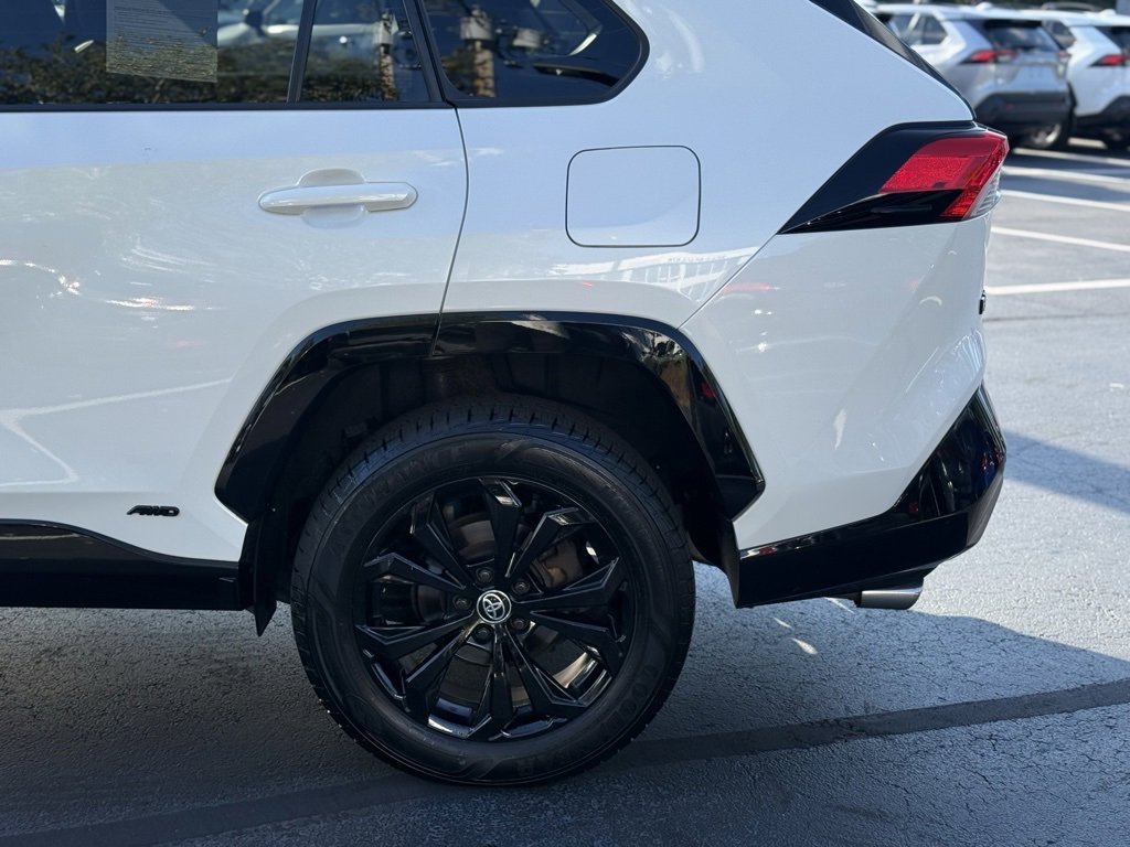 2022 Toyota RAV4 Hybrid XSE photo 4