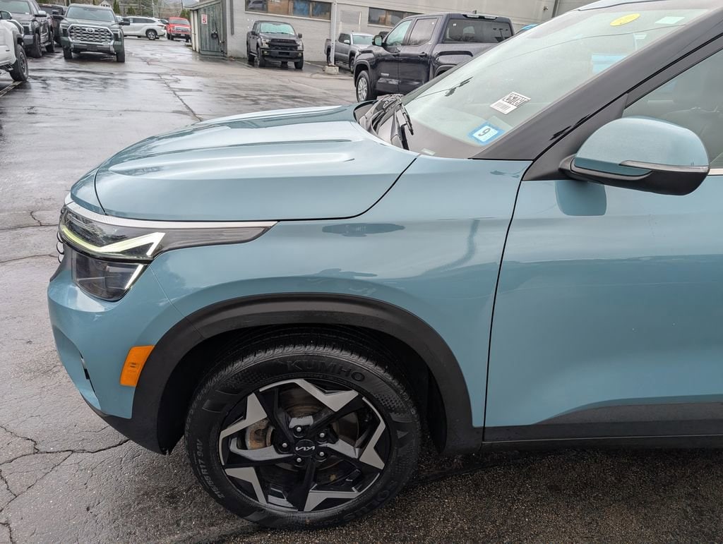 Used 2025 Kia Seltos EX Sport Utility