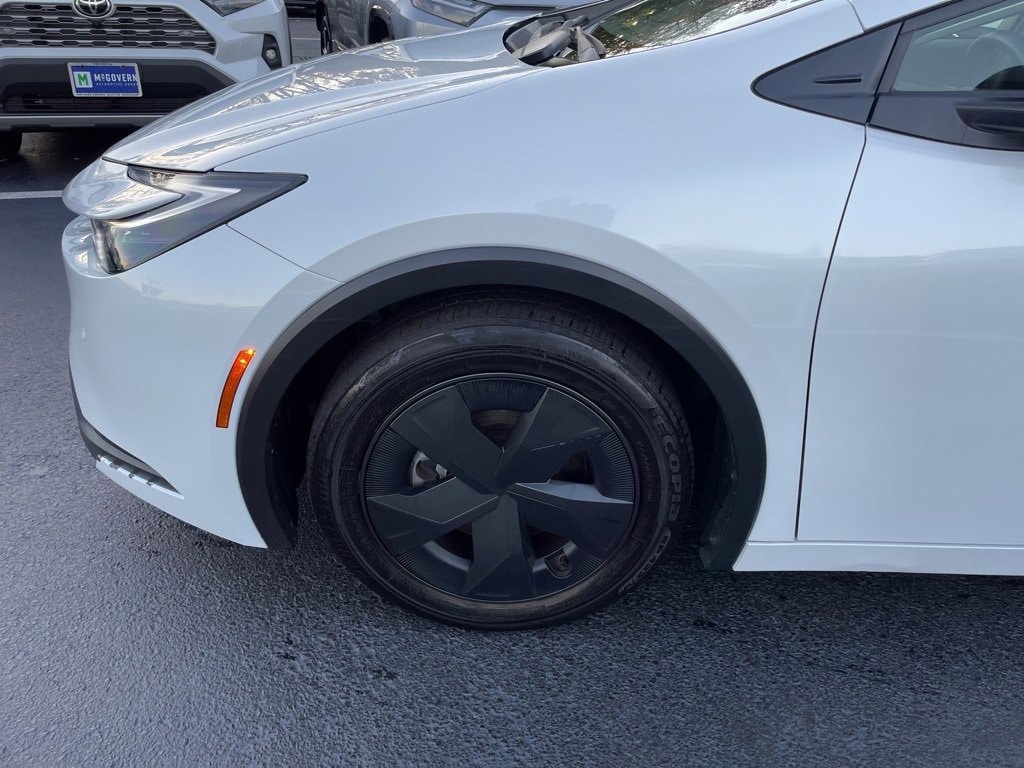 Certified 2023 Toyota Prius LE Hatchback