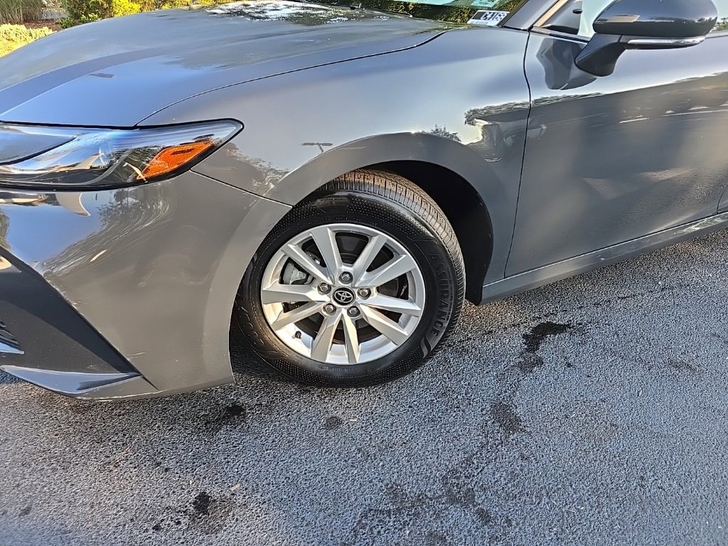 2025 Toyota Camry LE photo 2