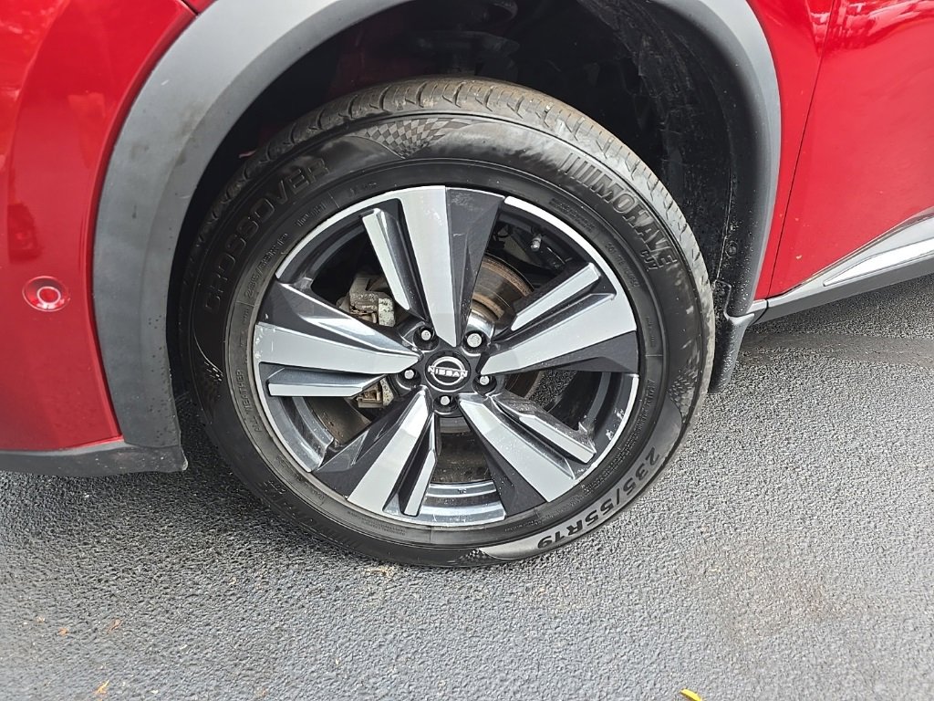 2023 Nissan Rogue SL photo 2