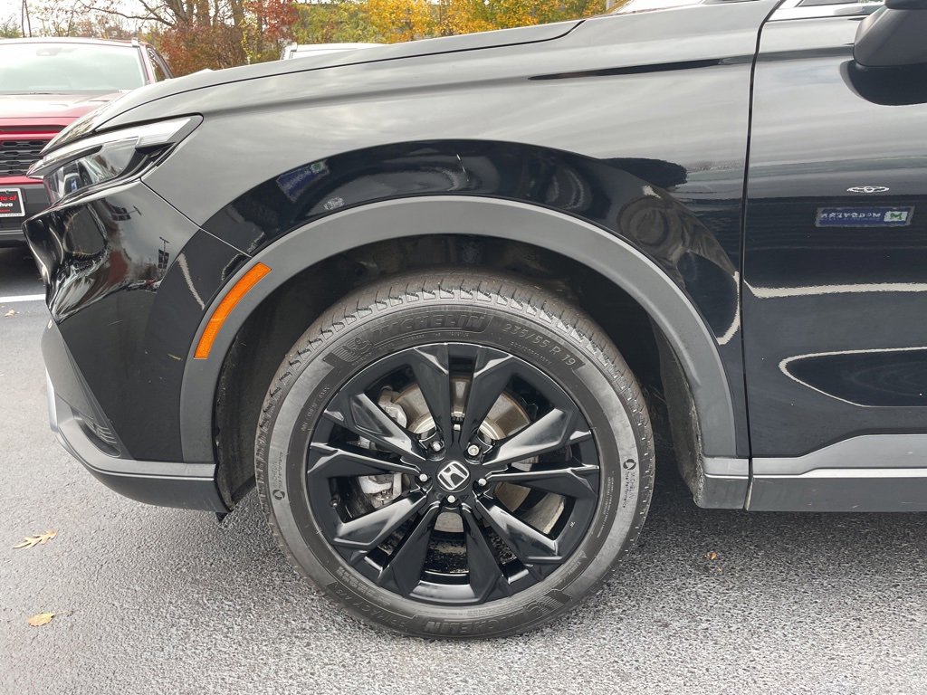 2024 Honda CR-V Hybrid Sport Touring photo 2