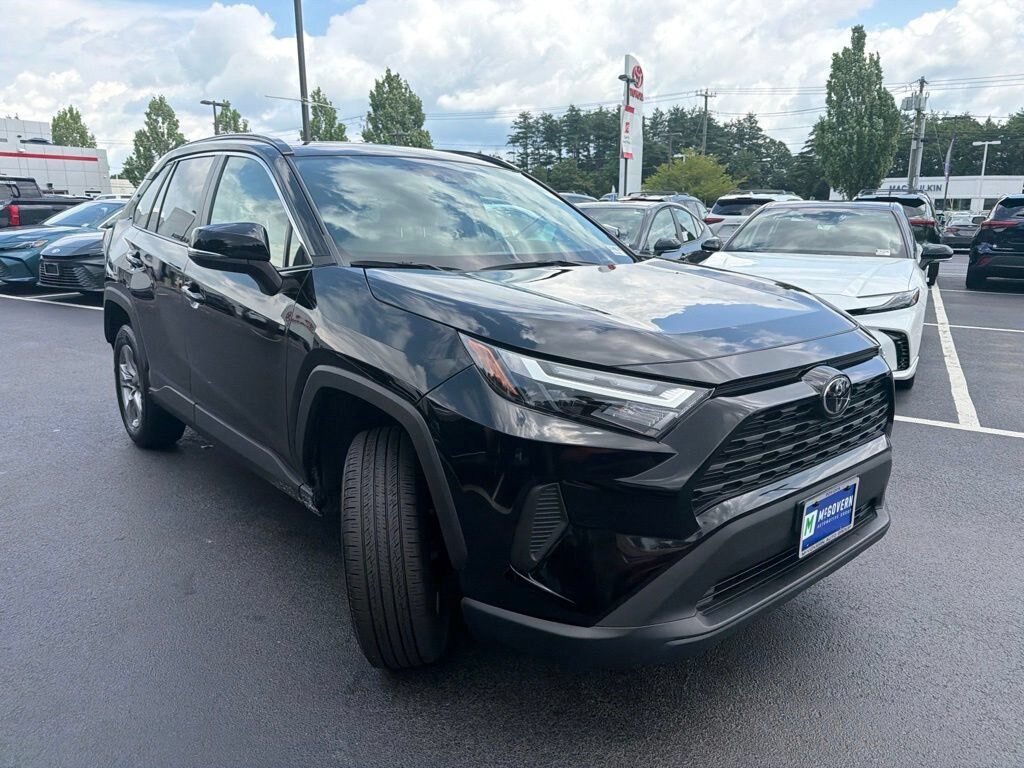 Used 2024 Toyota RAV4 XLE Sport Utility