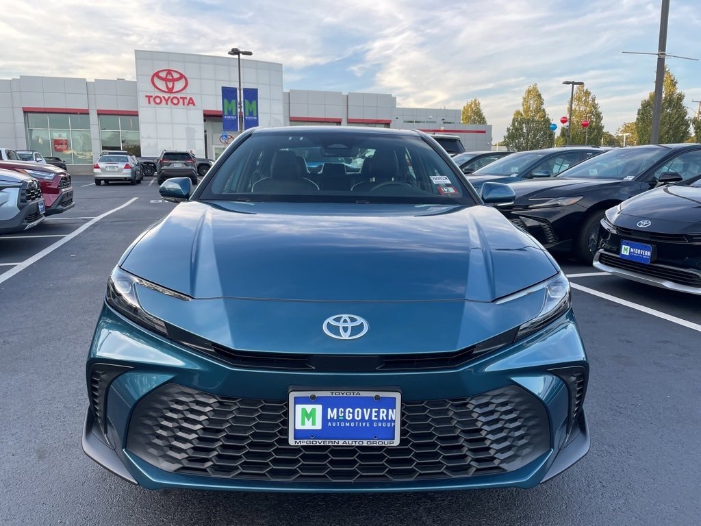 Certified 2025 Toyota Camry SE Sedan