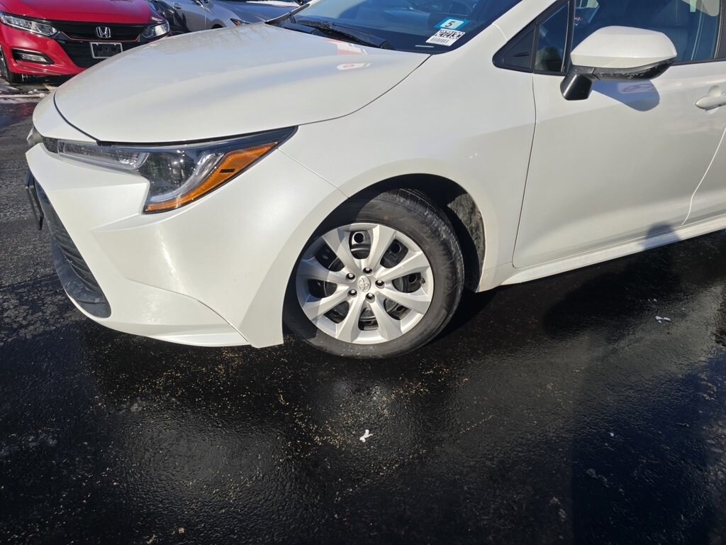 Used 2025 Toyota Corolla LE Sedan