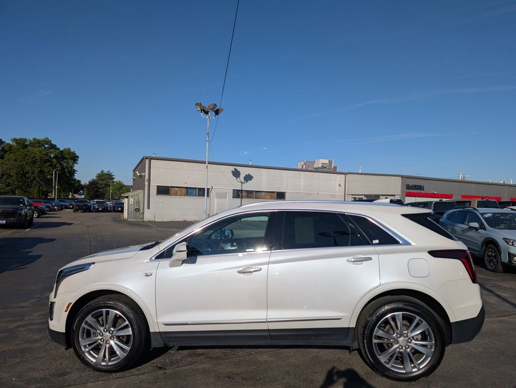 Used 2024 Cadillac XT5 Premium Luxury Sport Utility