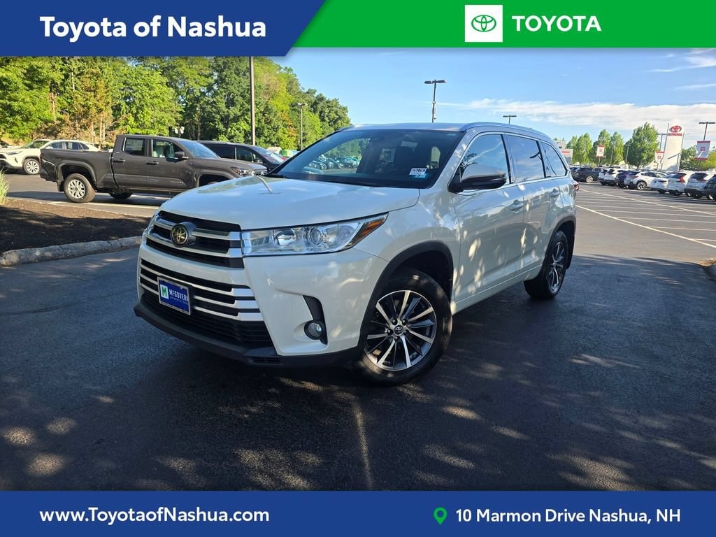 Used 2017 Toyota Highlander XLE Sport Utility