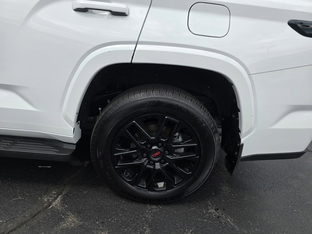 2025 Toyota Sequoia SR5 photo 3