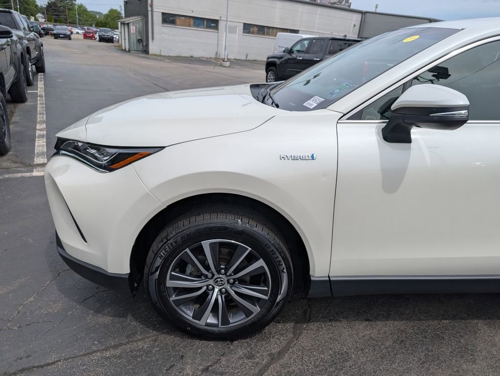 Certified 2021 Toyota Venza LE Sport Utility