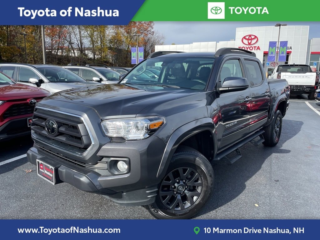 2022 Toyota Tacoma SR5's photo