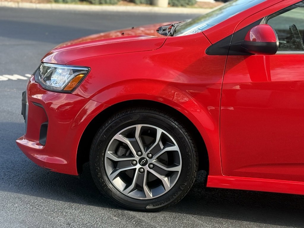 2020 Chevrolet Sonic LT photo 2