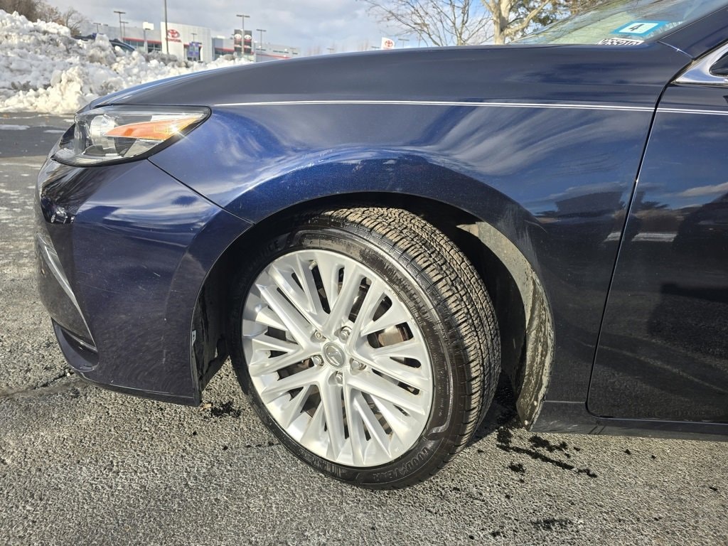 Used 2016 Lexus ES 350 Sedan