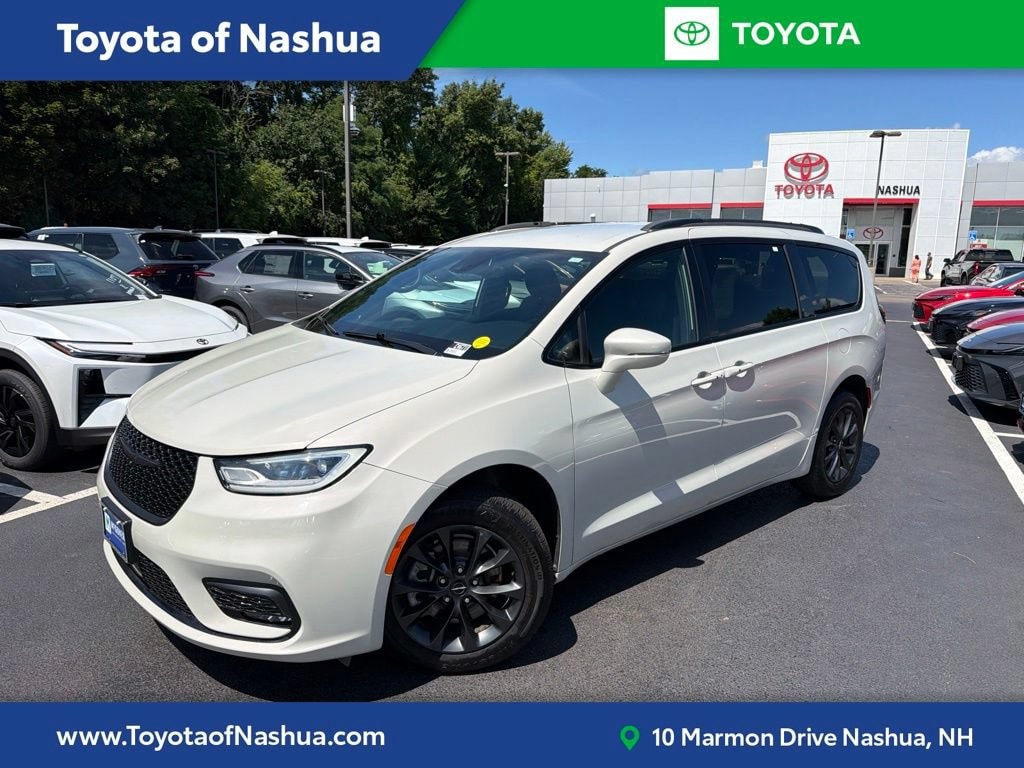 Used 2021 Chrysler Pacifica Touring L Passenger Van