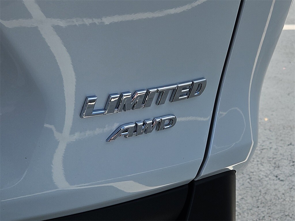 2025 Toyota RAV4 Limited photo 4
