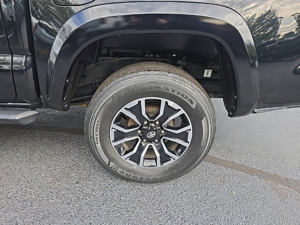2021 Toyota Tacoma TRD Sport photo 4
