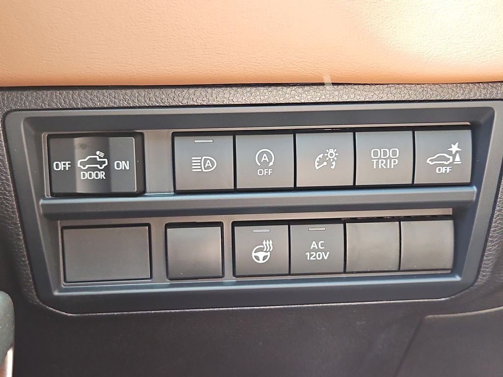 2026 Toyota Tundra 1794 Edition - Photo 12