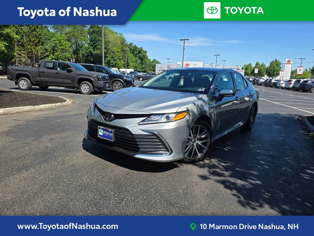 2024 Toyota Camry XLE AWD's photo