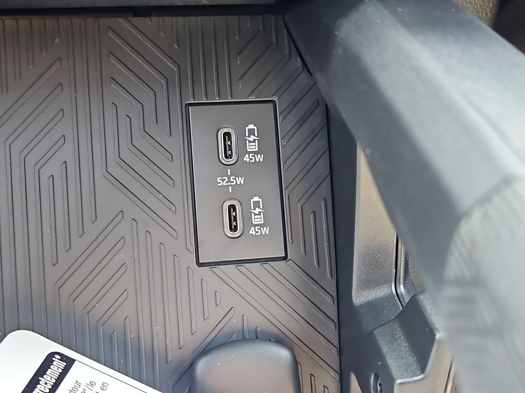 2025 Toyota Tacoma Limited - Photo 16