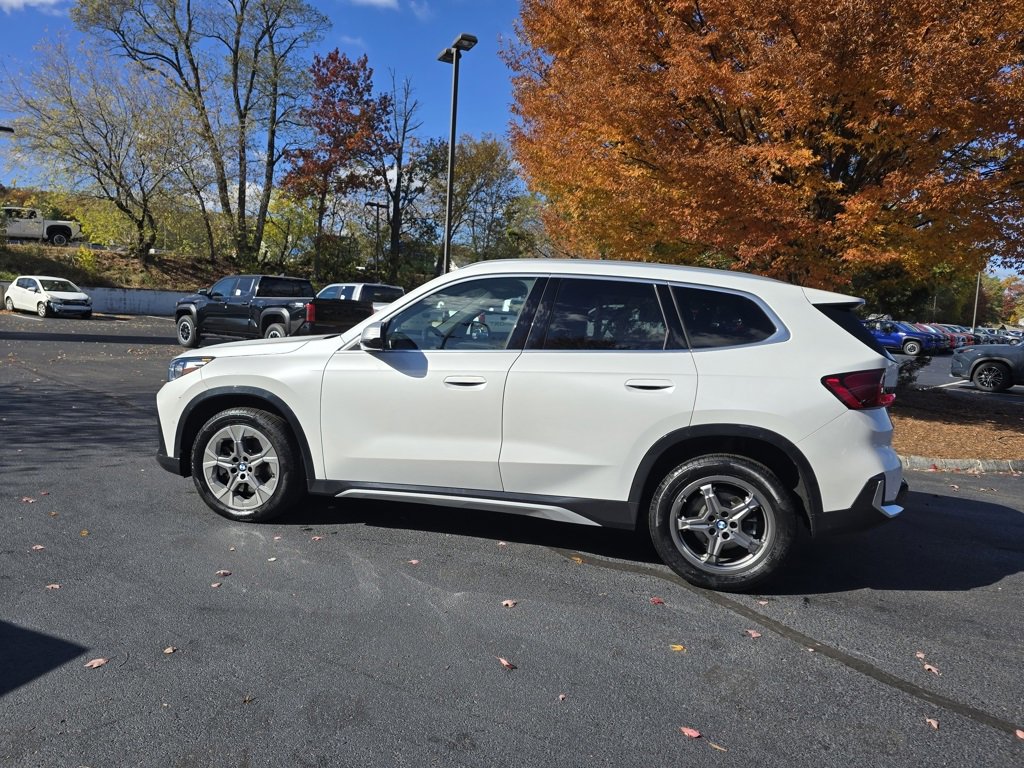2023 Bmw X1 XDrive28i photo 3