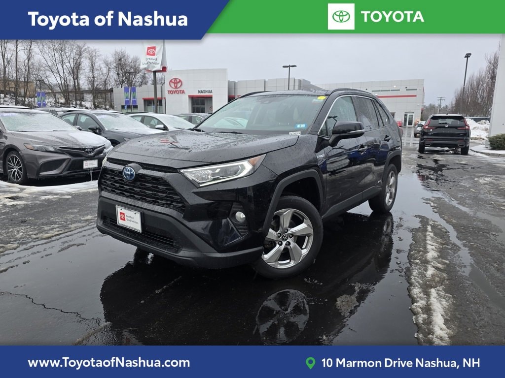 2021 Toyota RAV4 XLE Premium's photo