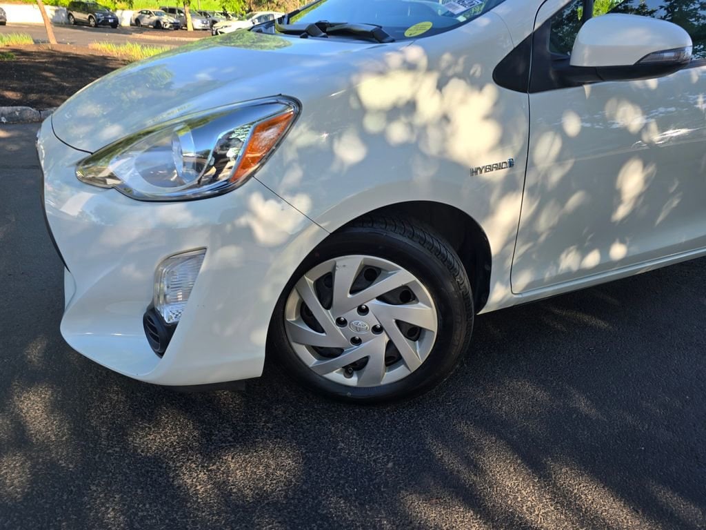 Used 2015 Toyota Prius c One with VIN JTDKDTB33F1583463 for sale in Nashua, NH