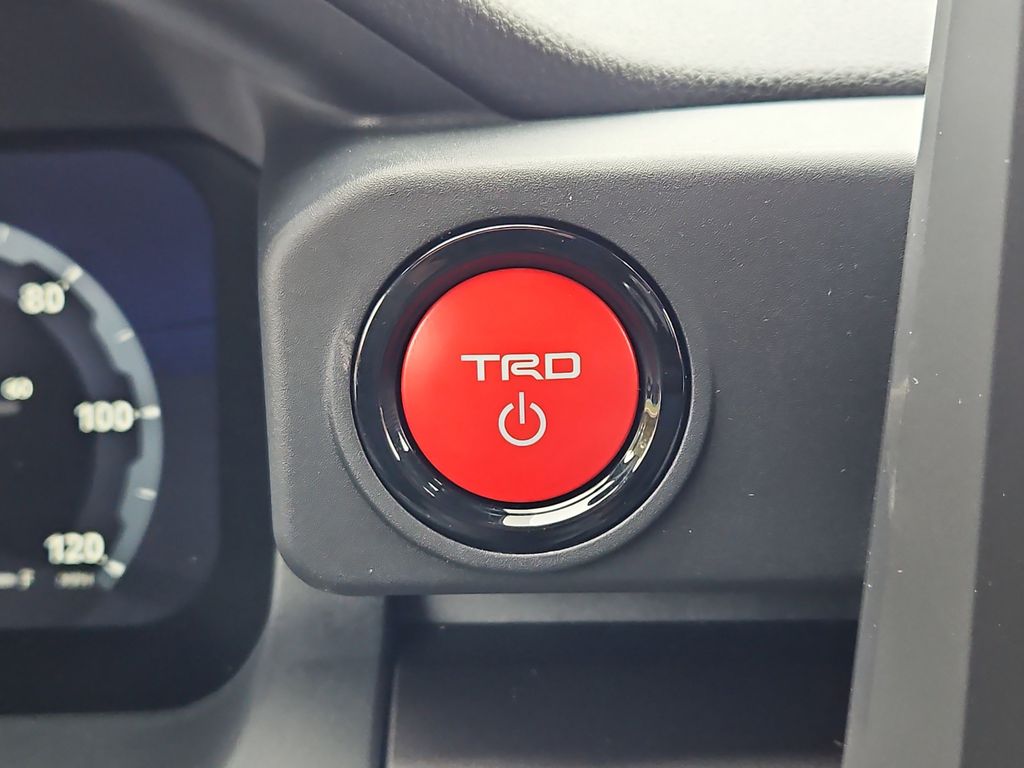 2025 Toyota Tacoma TRD Off Road - Photo 15