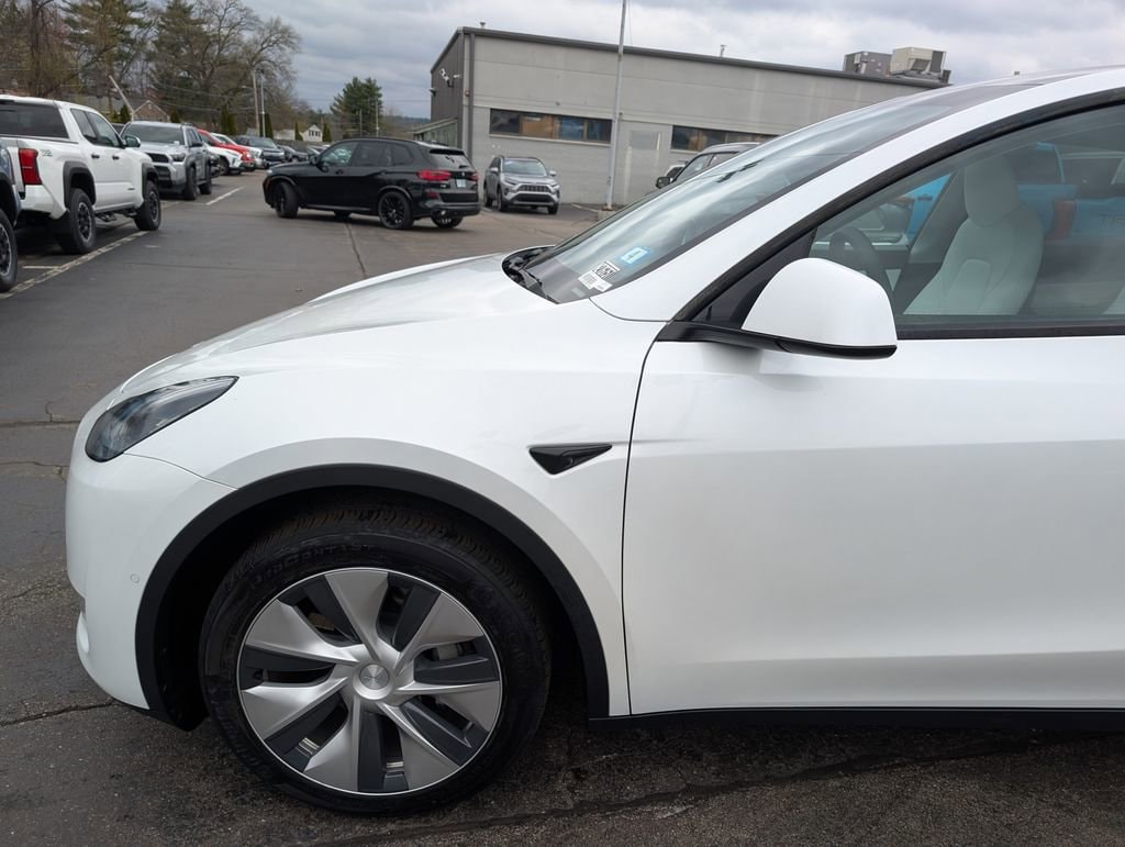 Used 2021 Tesla Model Y Long Range with VIN 5YJYGDEE8MF075143 for sale in Nashua, NH