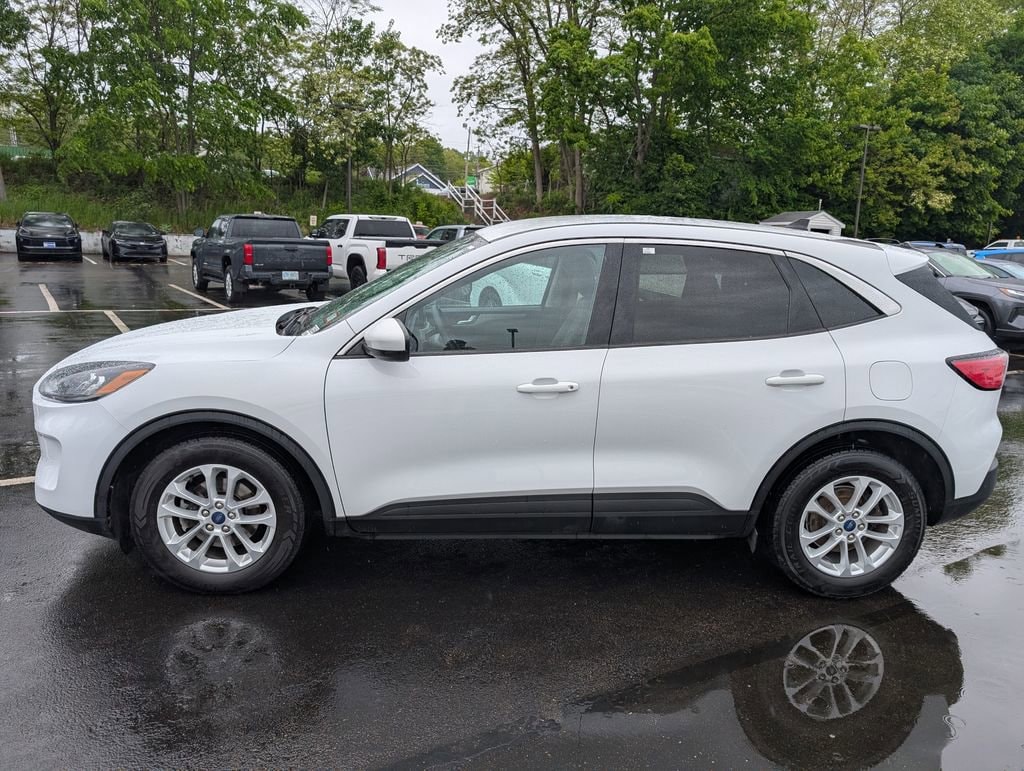 Used 2021 Ford Escape SE Sport Utility