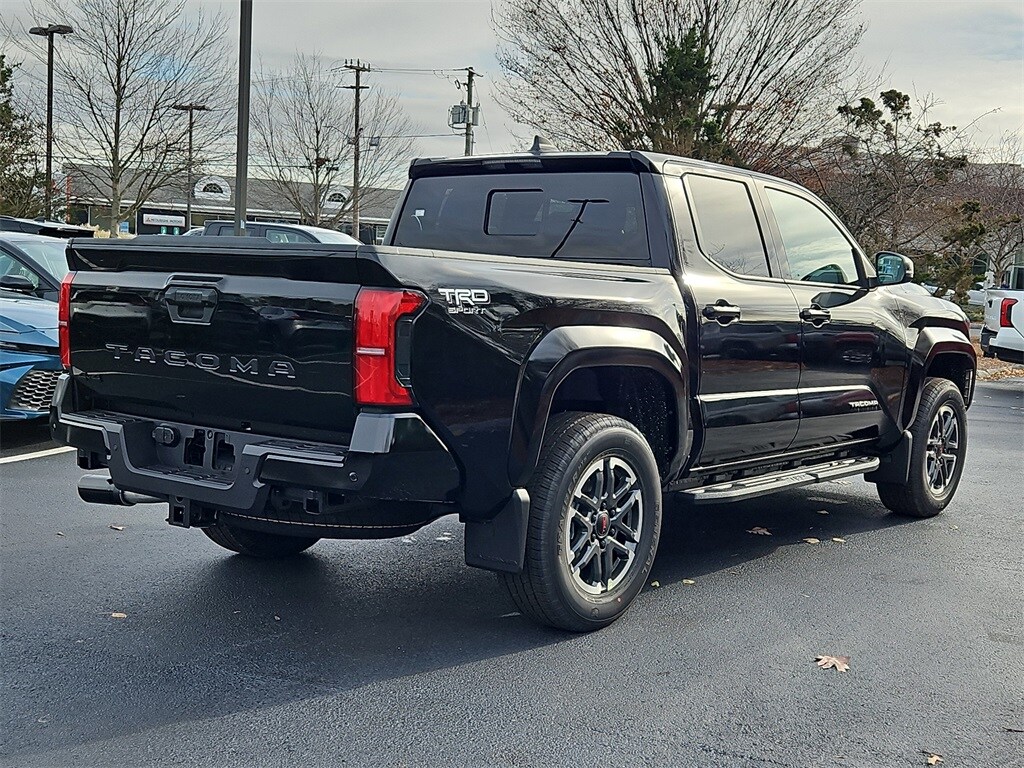2025 Toyota Tacoma TRD Sport photo 2