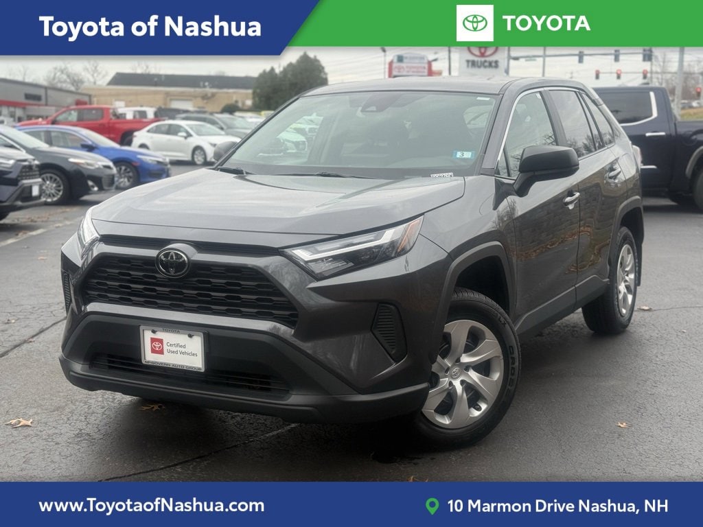 2023 Toyota RAV4 LE's photo