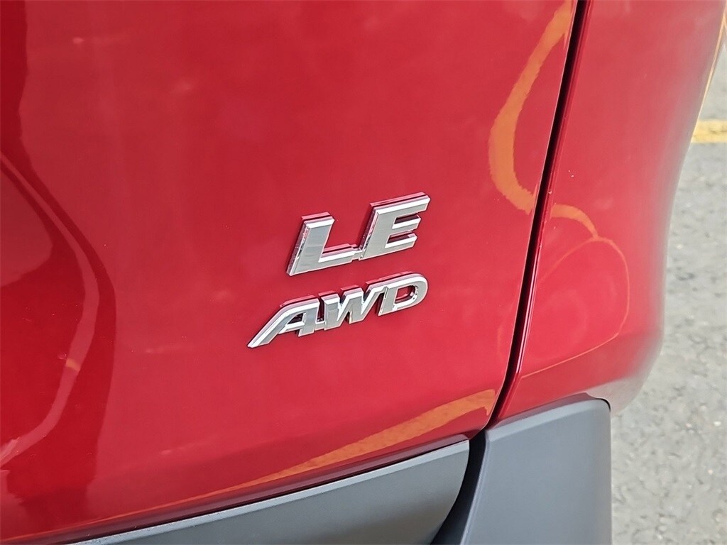 2025 Toyota RAV4 LE photo 2