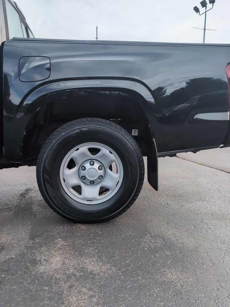 2018 Toyota Tacoma SR photo 4