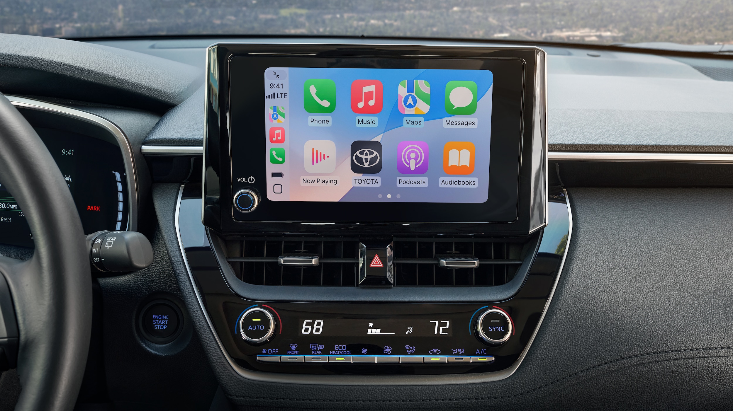Toyota Corolla Cross Hybrid touchscreen
