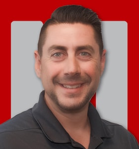Staff member Derek Yerardi from b2bb174285c5