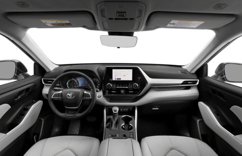 Toyota Highlander Hybrid dashboard view