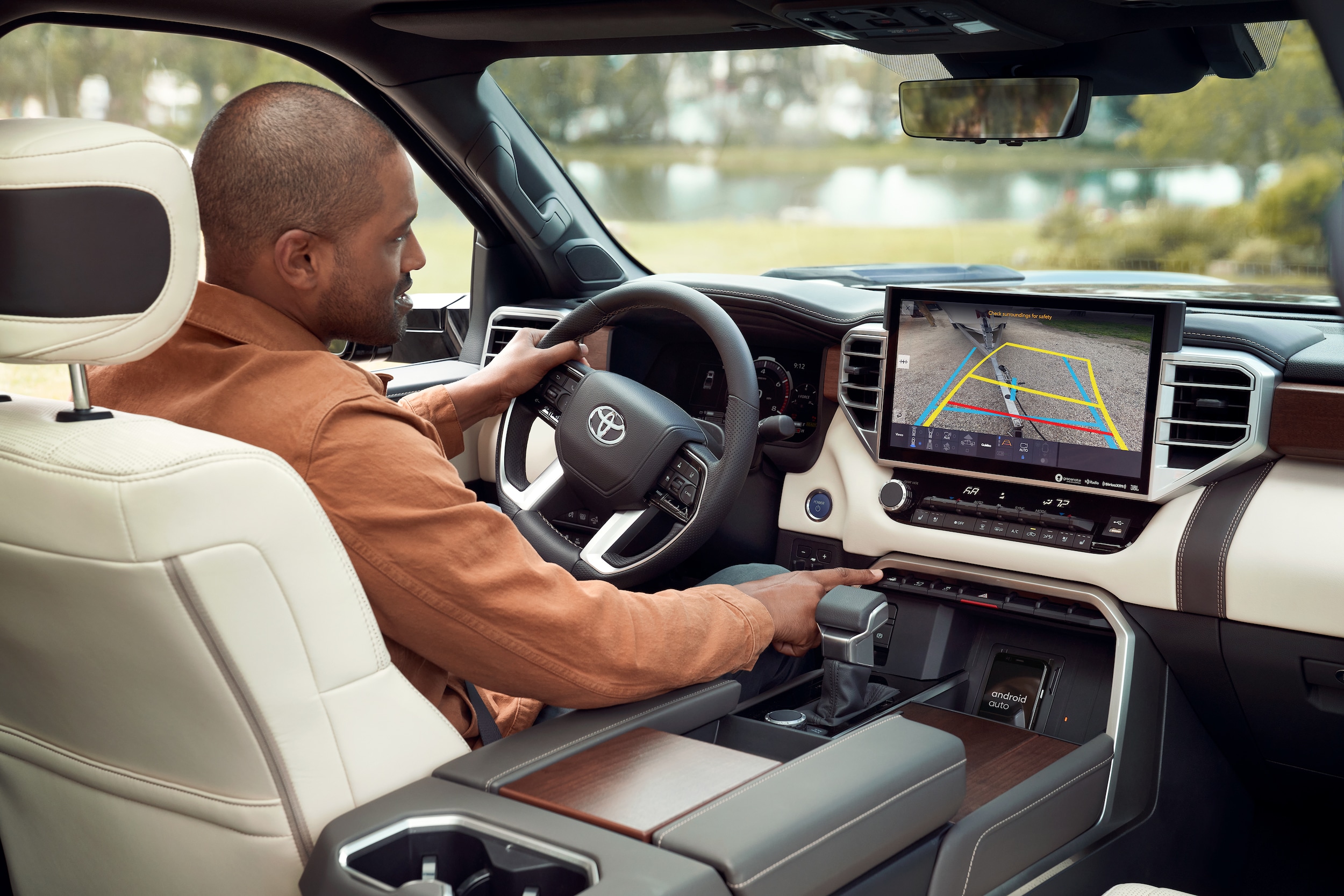 Toyota Tundra interior and technology