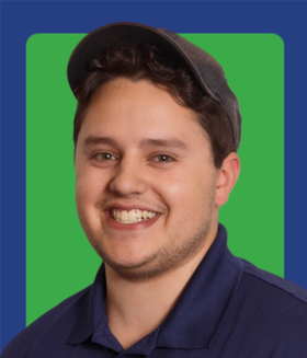 Staff member Alex Plutnicki from ddc1df81010c