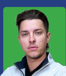 Staff member Emin Mujic from 1ccfe2fcc4f3