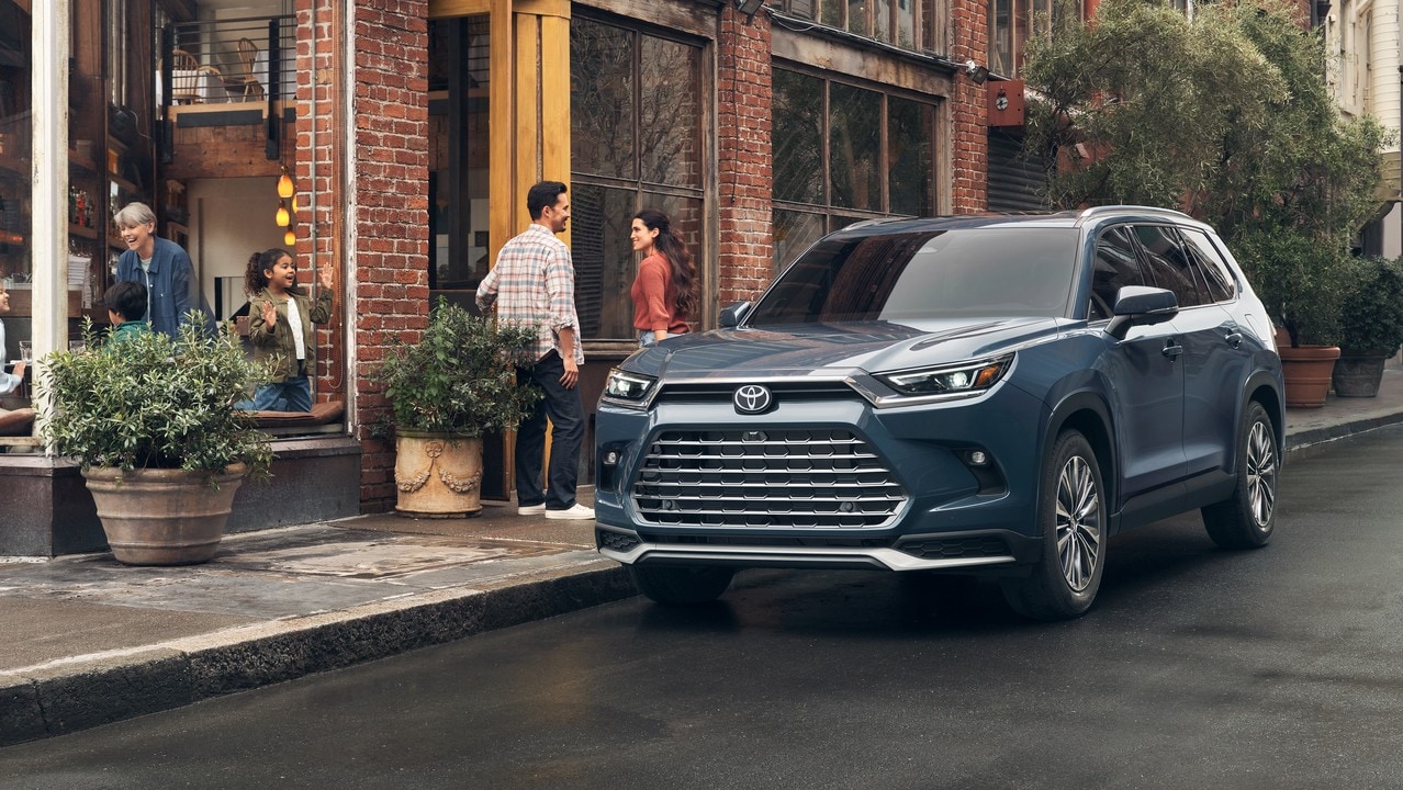 2025 Toyota Grand Highlander parked in town