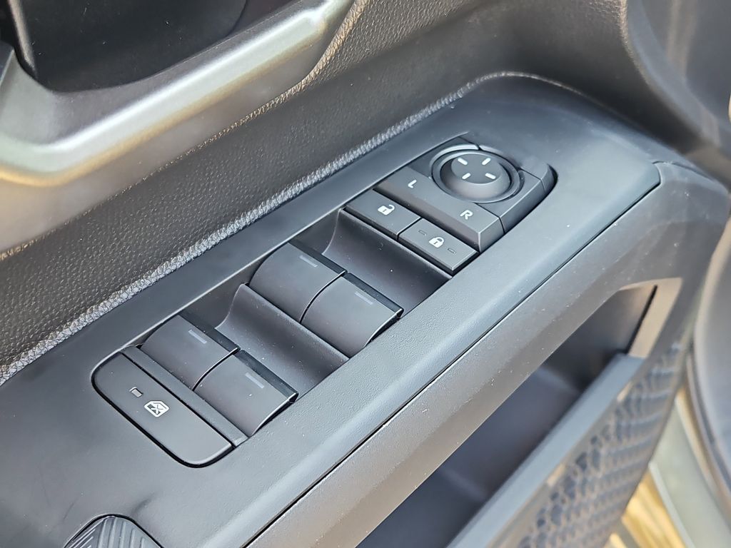 2025 Toyota Tacoma Limited - Photo 21