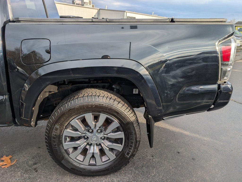 2020 Toyota Tacoma Limited photo 4