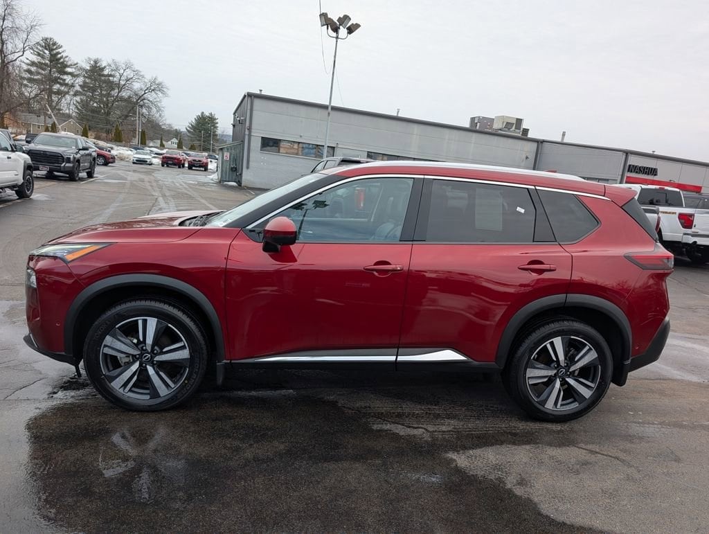 Used 2023 Nissan Rogue SL Sport Utility