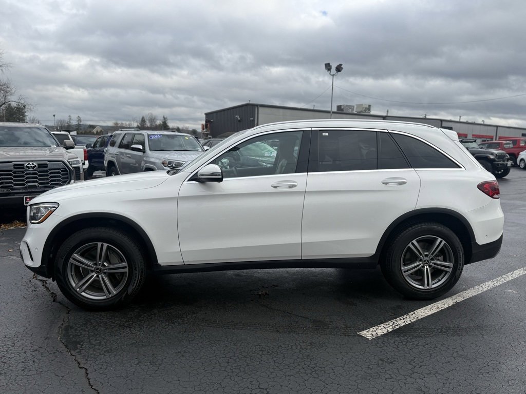 2021 Mercedes Benz GLC 300 4MATIC photo 2
