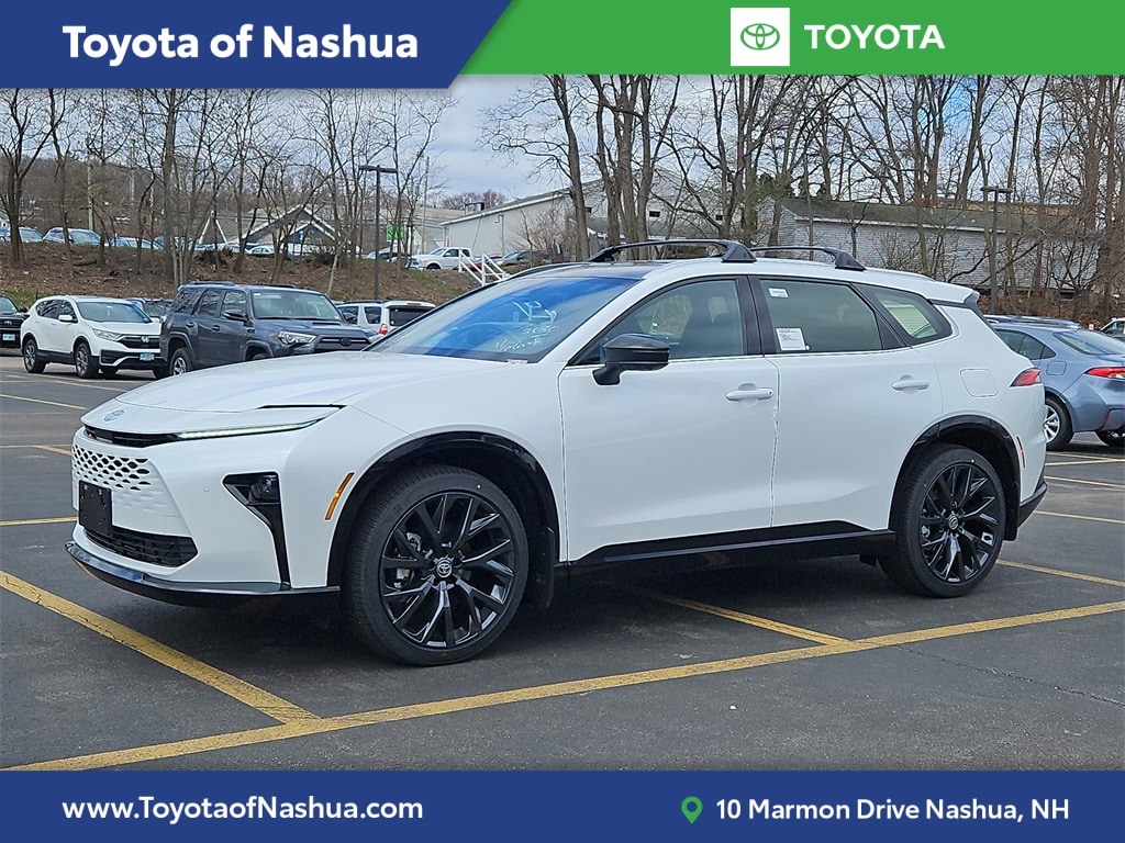 2025 Toyota Crown Signia Limited's photo